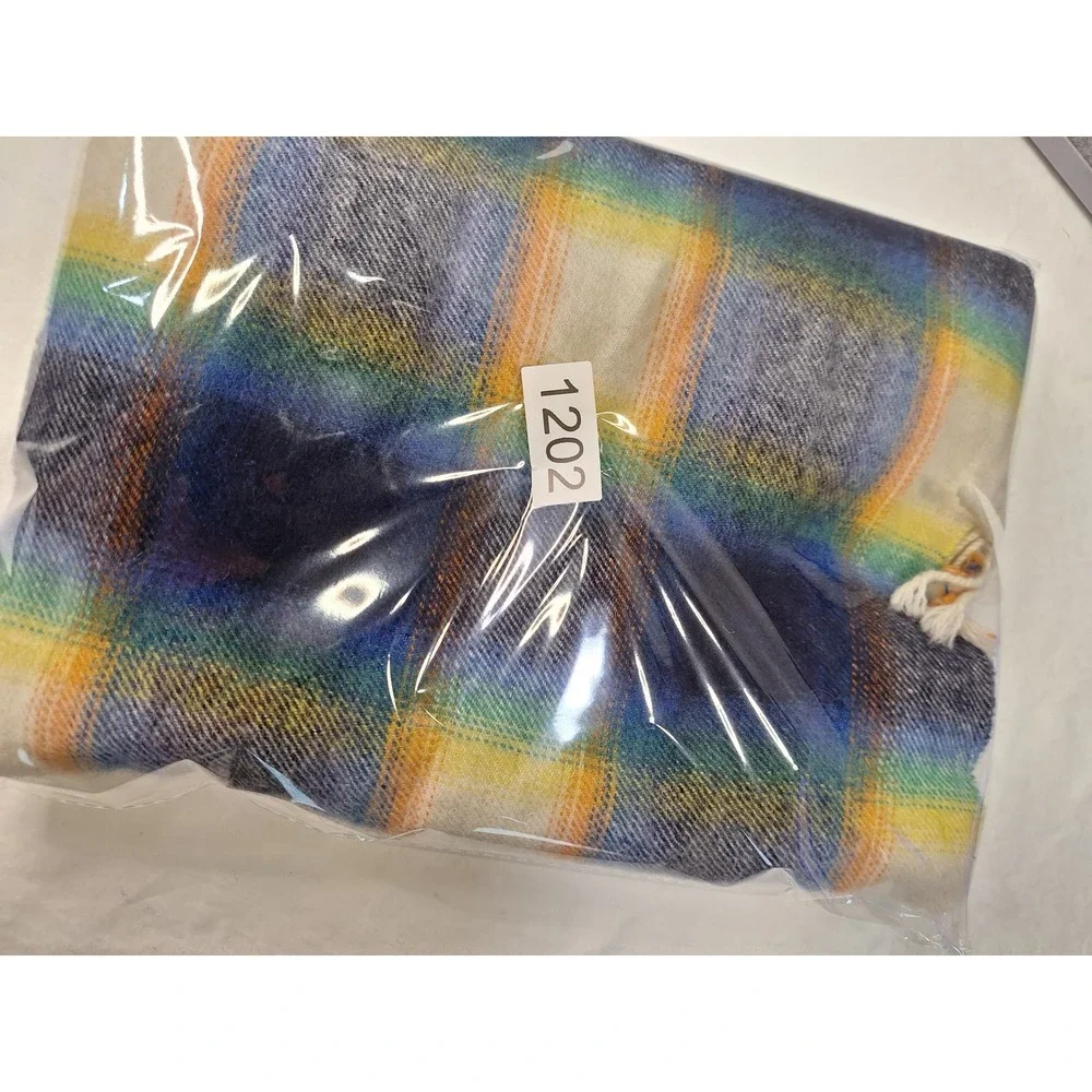 N/A soft woven